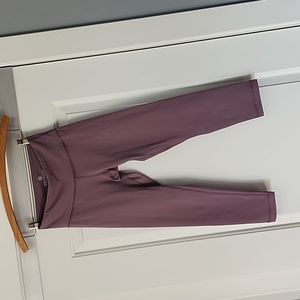 90 Degree by Reflex purple/mauve capri yoga workout legging!